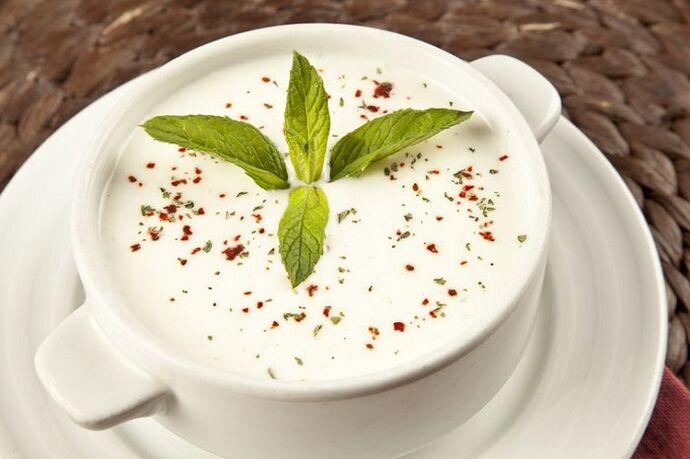 նիհարող յոգուրտով ապուր